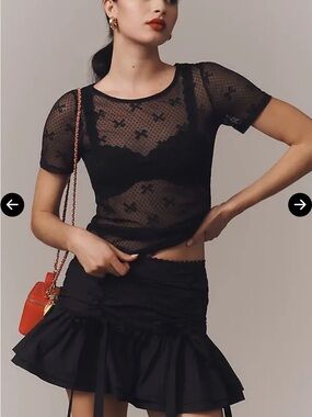 Anthropology Sheer Black Short Sleeve Mesh Top - Women 🖤🎀